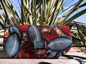 Pochette Along
